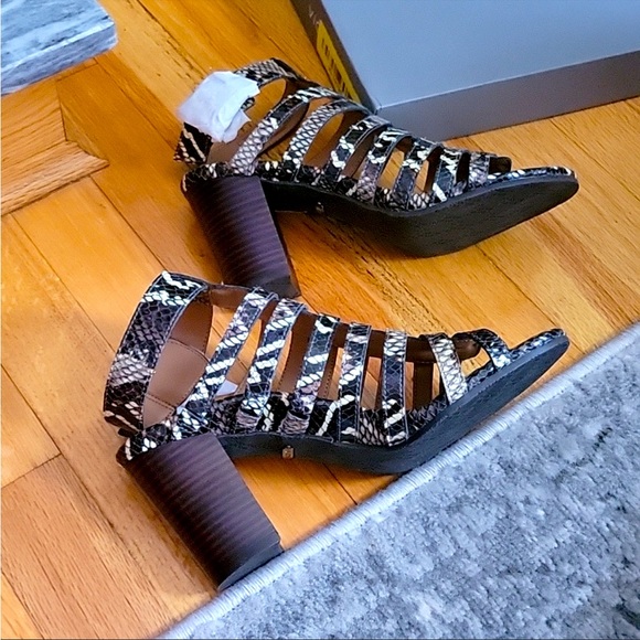 BOLD Snake skin sandals with 3" chunky heel - Picture 2 of 7